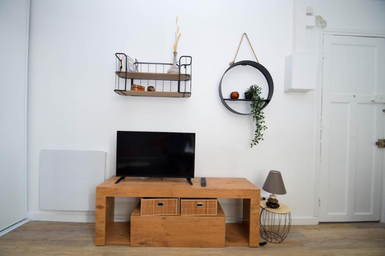 Cosy Studio Refait A Neuf Aux Portes De Paris Lägenhet Vincennes Exteriör bild